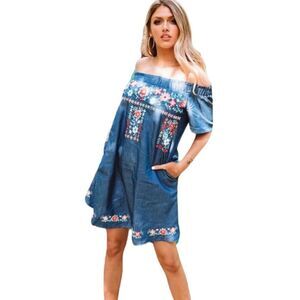 Savannah Jane Chambray Embroidered Off Shoulder Shift Dress Size M